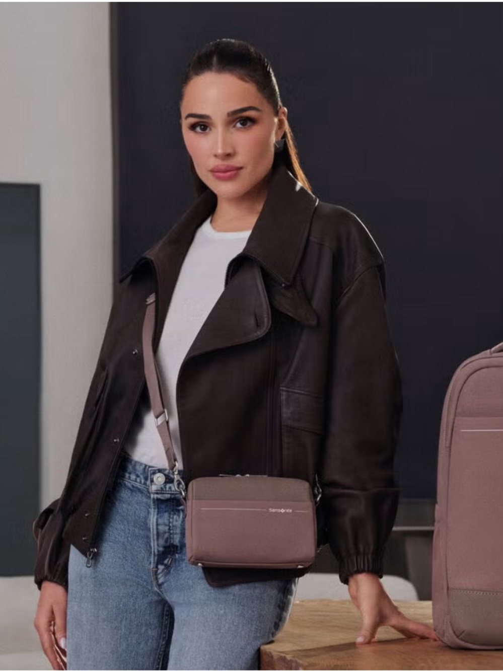 NEW Samsonite Better Than Basic RFID Chocolate Mauve Crossbody